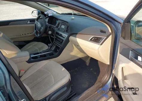 2017 Hyundai Sonata z USA, uszkodzony, nr VIN 5NPE24AF1HH472734